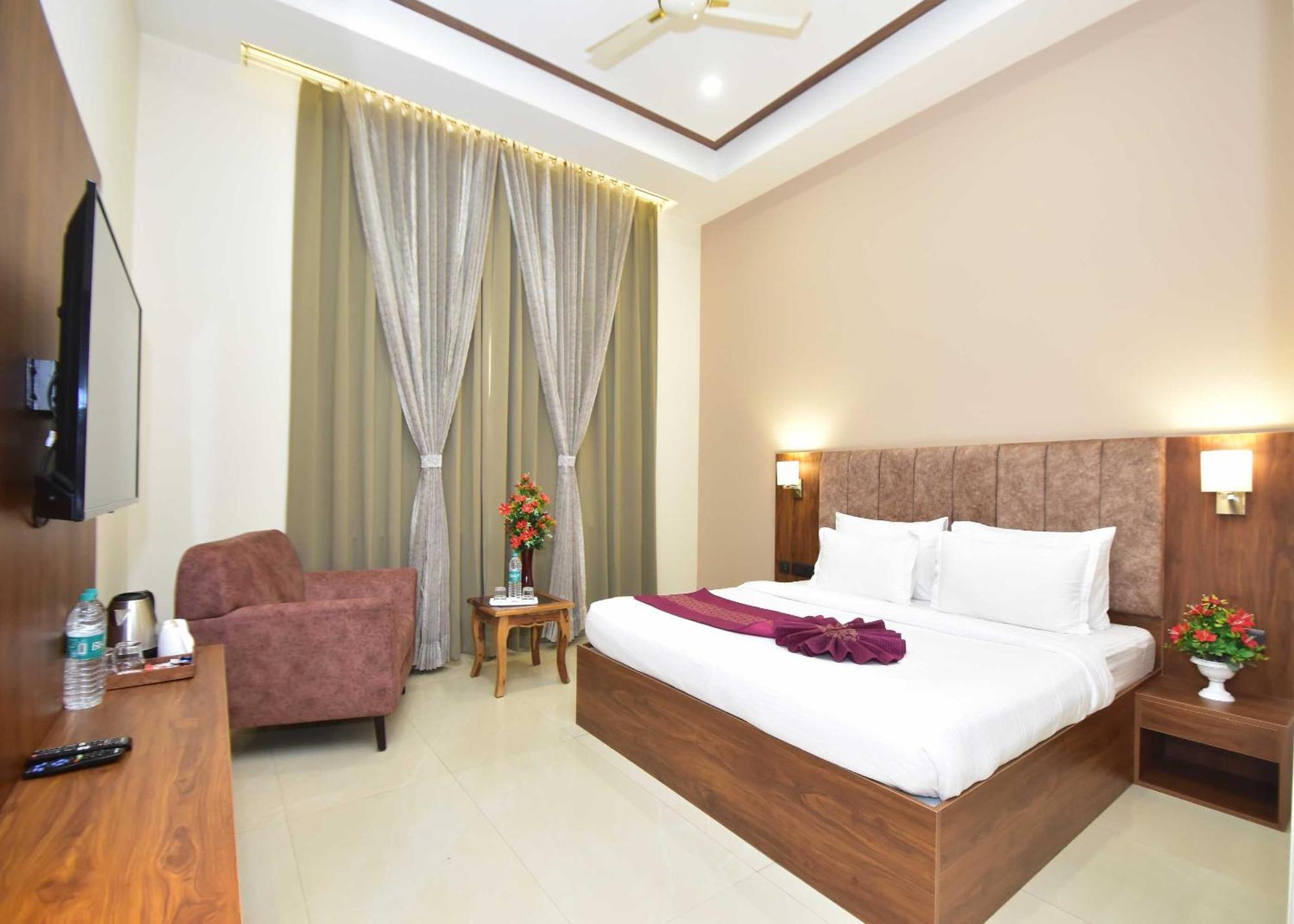 Hotel Shyamleela Khātu Exterior foto